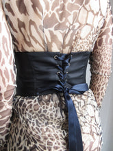 Load image into Gallery viewer, Cinzia - Double Sided Corset
